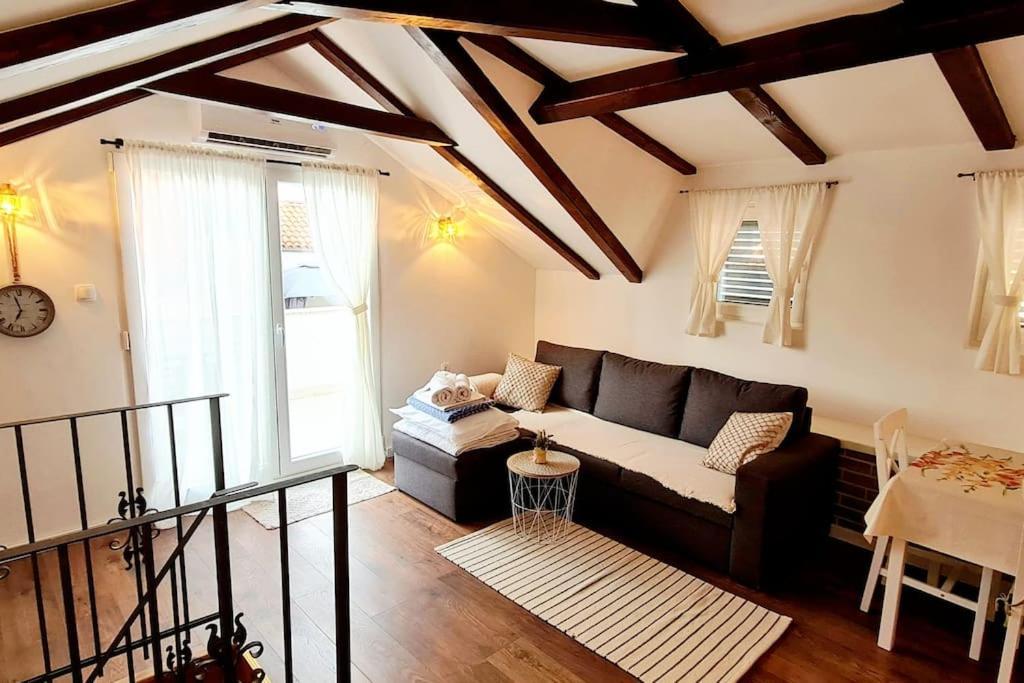 Apartmani Centar 보디체 외부 사진